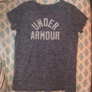 Under armour shirt size medium